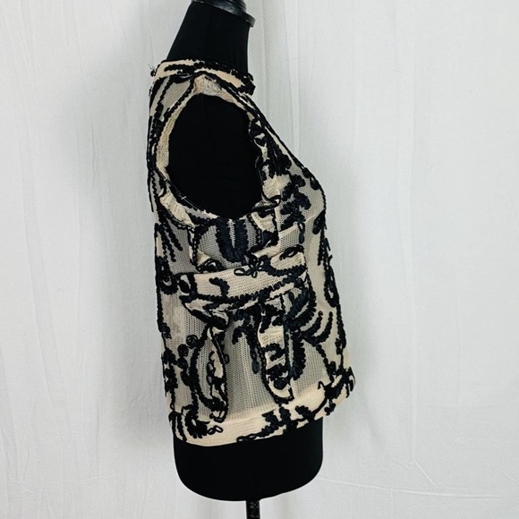 dRA Los Angeles Womens Floral Embroidered Tulle Top Small Ruffle Sleeve - Picture 3 of 13